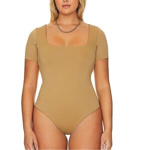 Good American Scuba Modern Bodysuit T-shirt Pecan NWOT